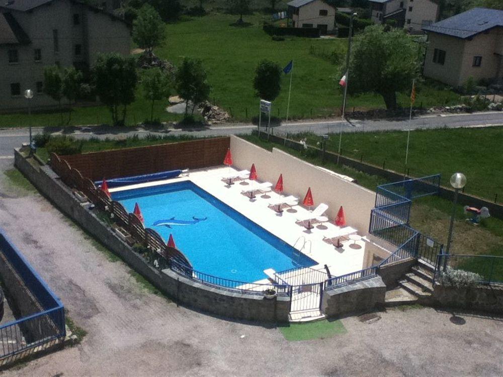Hotel L'Oustalet Font-Romeu-Odeillo-Via Eksteriør billede