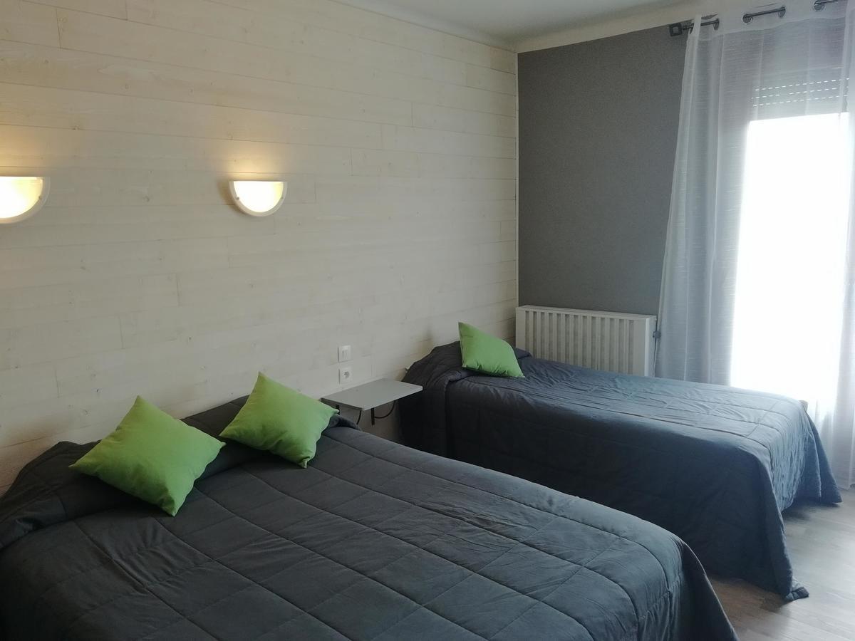 Hotel L'Oustalet Font-Romeu-Odeillo-Via Eksteriør billede
