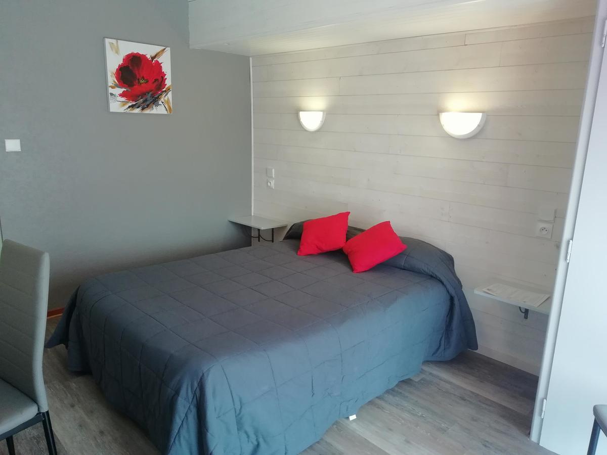 Hotel L'Oustalet Font-Romeu-Odeillo-Via Eksteriør billede
