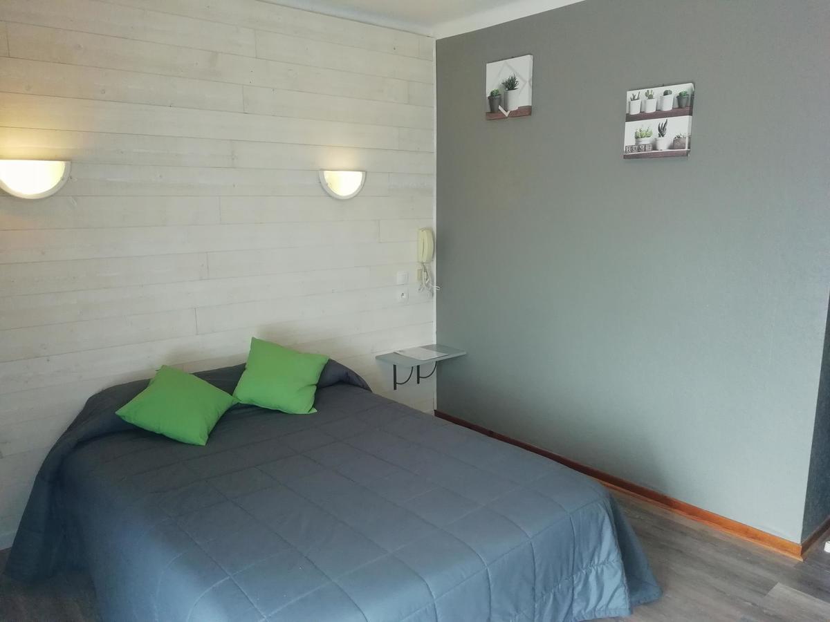 Hotel L'Oustalet Font-Romeu-Odeillo-Via Eksteriør billede