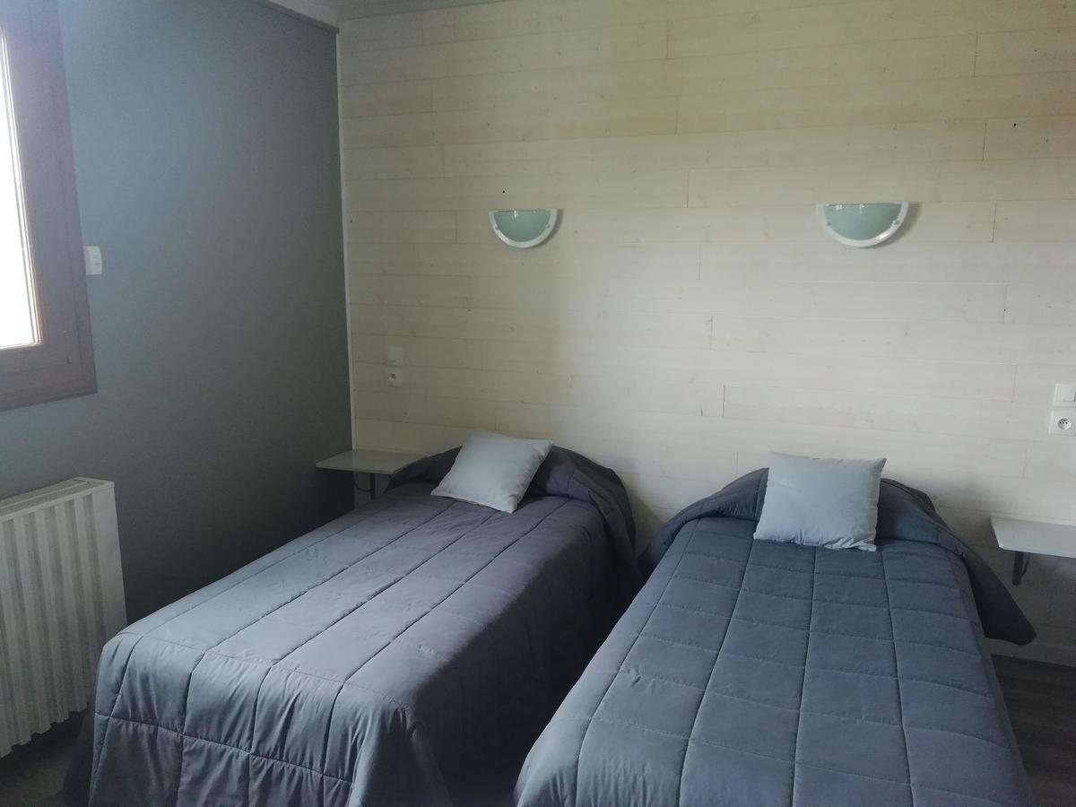 Hotel L'Oustalet Font-Romeu-Odeillo-Via Eksteriør billede